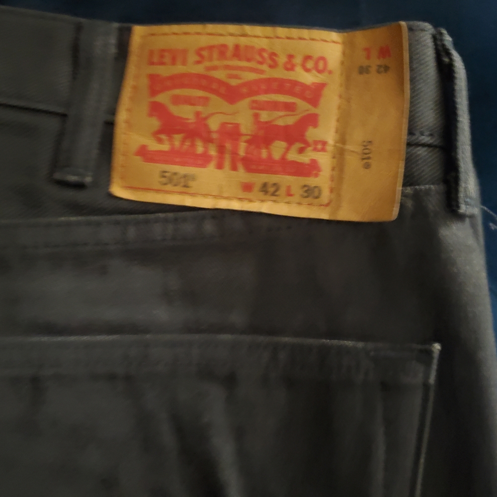 Levi's Men's Charcoal Straight Jeans - Picture 2 of 2